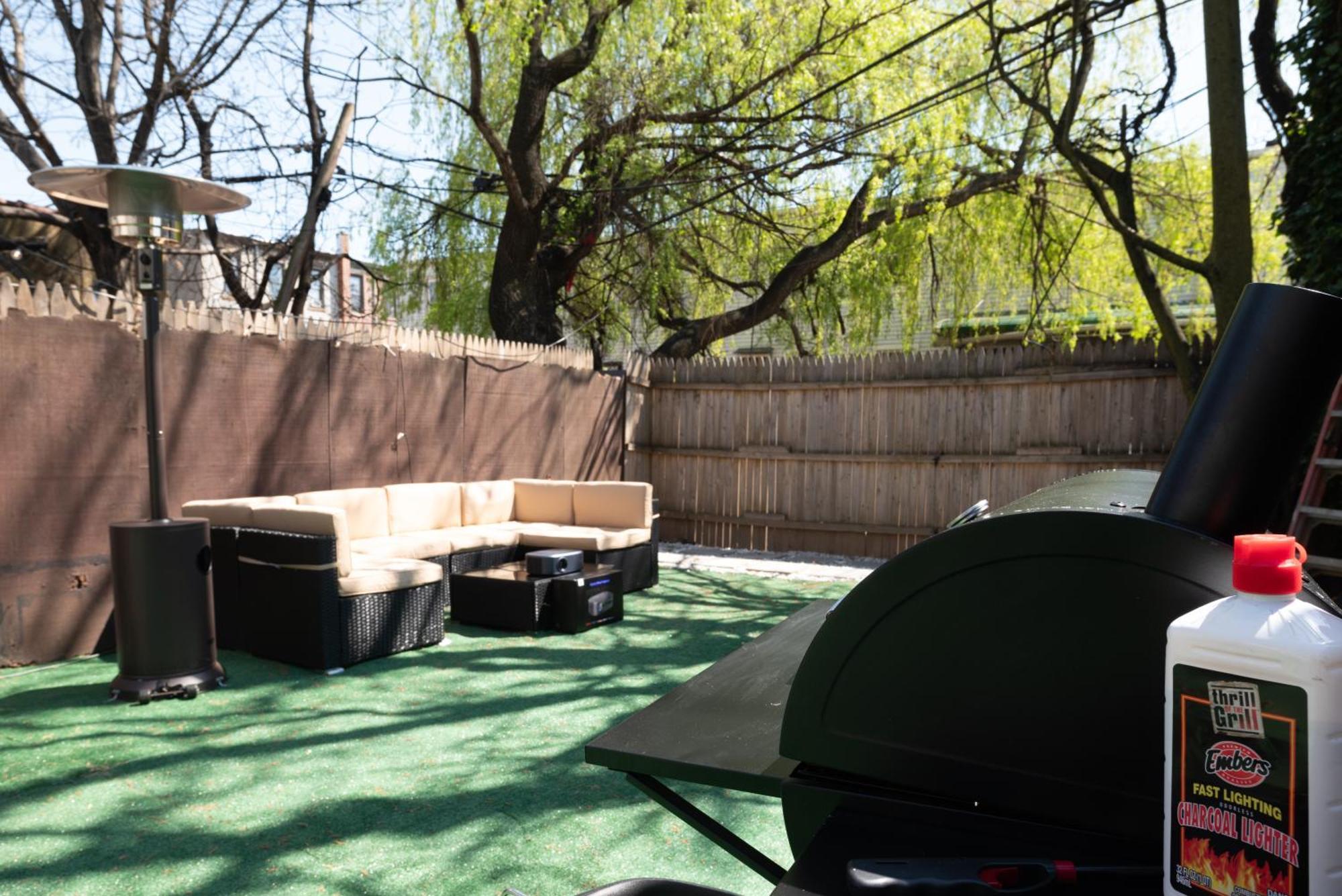 Charming 2Br Bkyrd Near Williamsburg Διαμέρισμα Νέα Υόρκη Εξωτερικό φωτογραφία